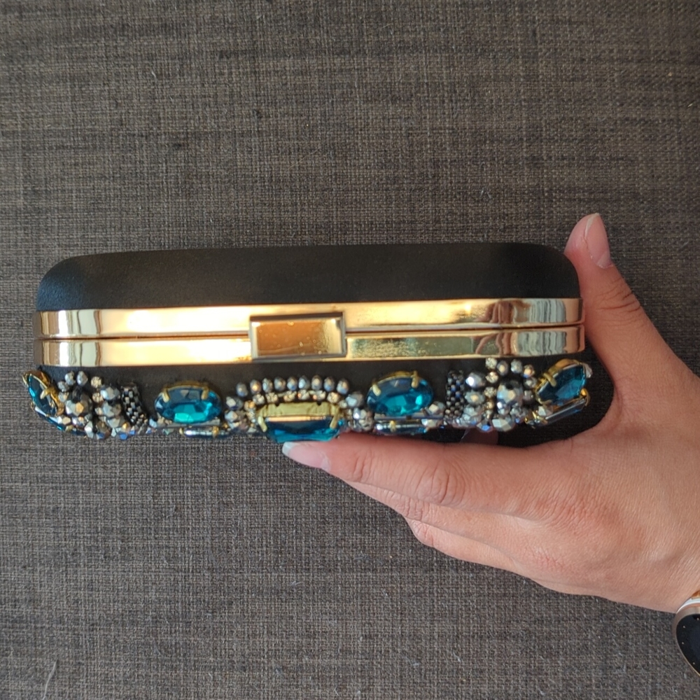 Elegant evening clutch - Picture 4 of 6
